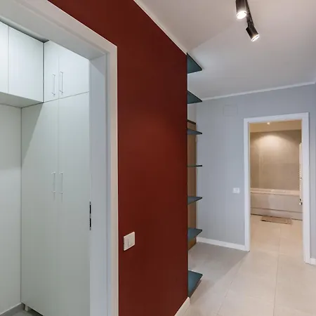 Apartment 92- Urban Plaza