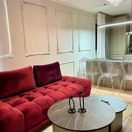 Apartment 92- Urban Plaza